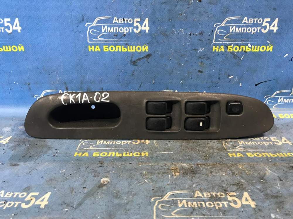 Блок управления стеклоподъемниками MITSUBISHI LANCER 2000