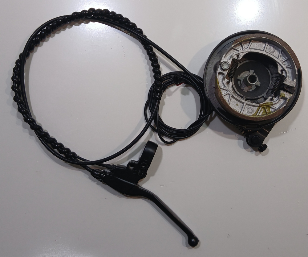 Тормоза передние (рычаг трос барабан) в сборе Электровелосипед KUGOO V3 MAX