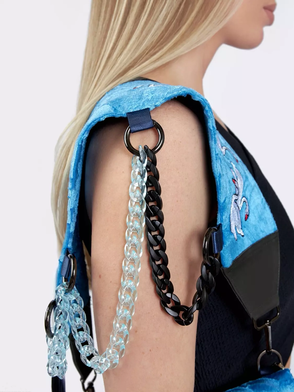 Ремень для сумки с цепочками и вышивкой "Лебеди" OLA OLA