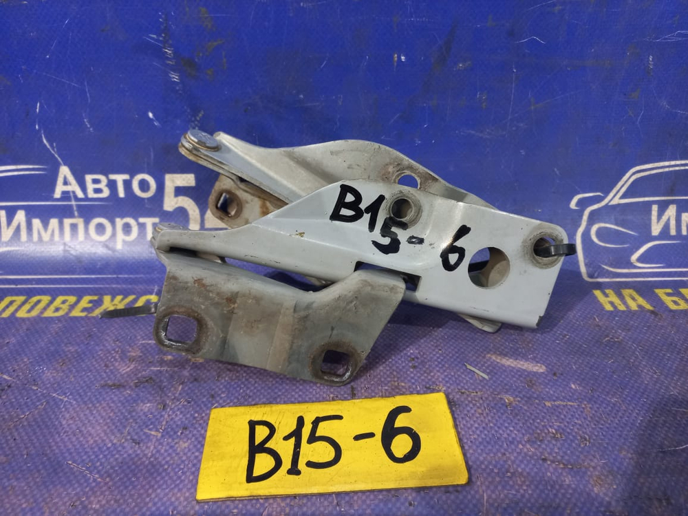 Петля капота правая NISSAN SUNNY 1999