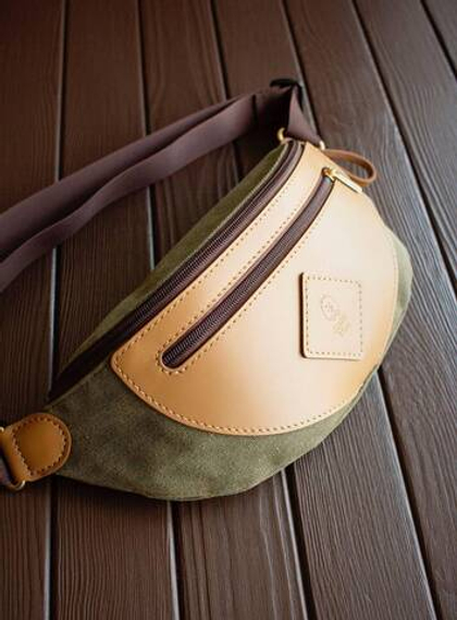 Поясная сумка-бананка