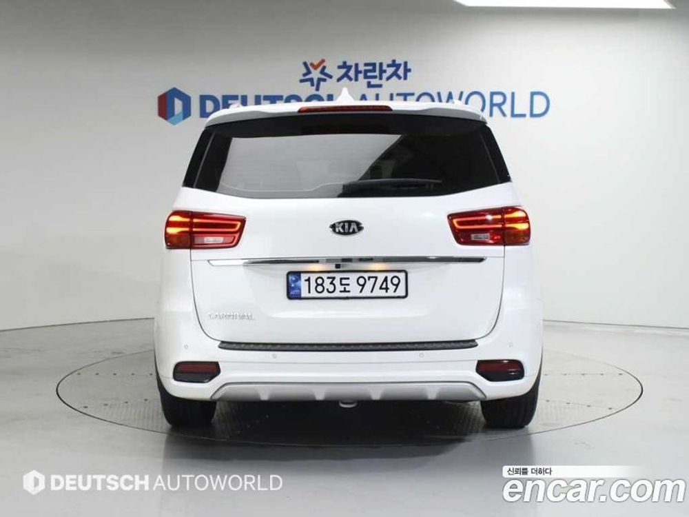 Kia The New Carnival (Sedona) 9-и местный Luxury (05.2020)