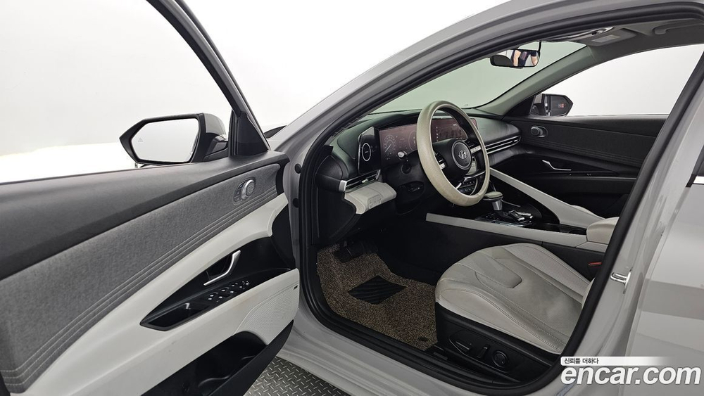 Hyundai Avante (CN7) 1.6 (09.2020)