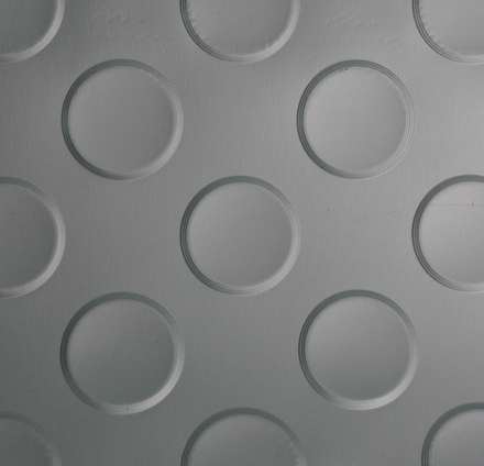 Рулонное резиновое покрытие "КОМФОРТ" - МОНЕТКА, ширина 1,5 м, серый, рулон 10м