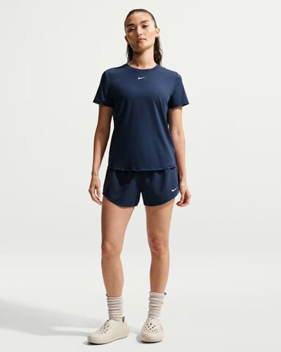 Nike One Женские шорты с подкладкой и резинкой на талии, высота пояса 8 см, из ткани Dri-FIT - NIKE