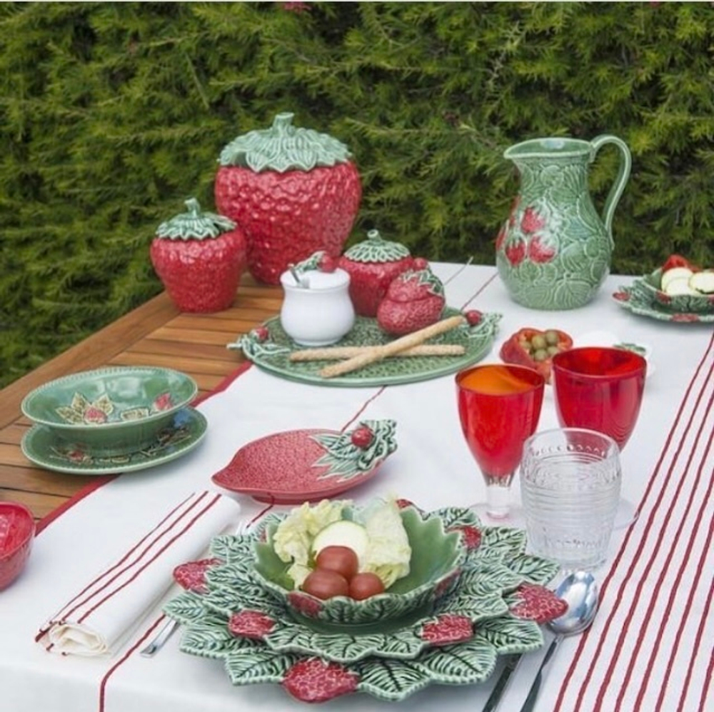 Банка с крышкой Клубника 1 л