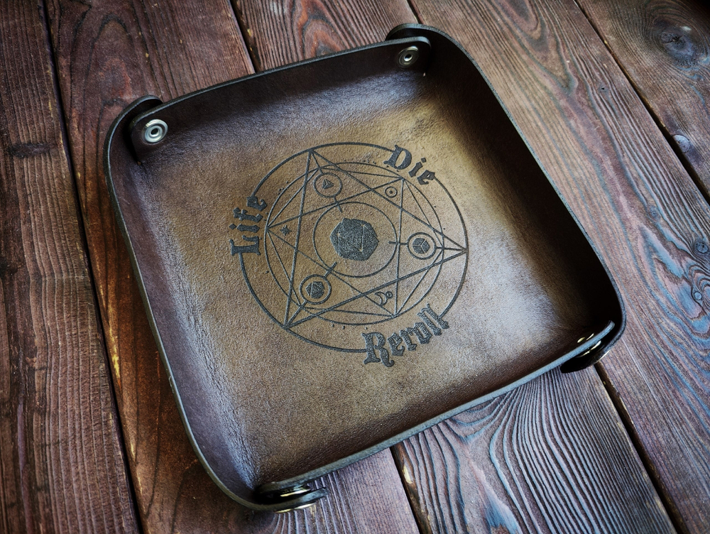 Кожаный дайстрей, миска для кубов.