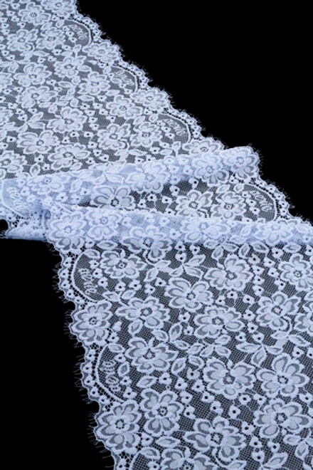 Кружево шантильи голубое эластичное ширина 22.5 см ОТРЕЗЫ