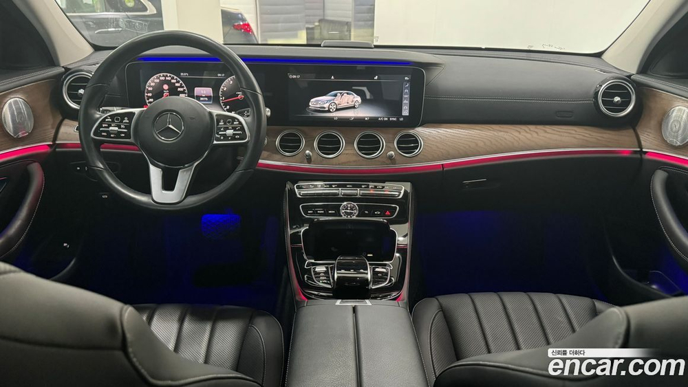 Mercedes-Benz E-Class W213 E300 4MATIC Exclusive (10.2019)