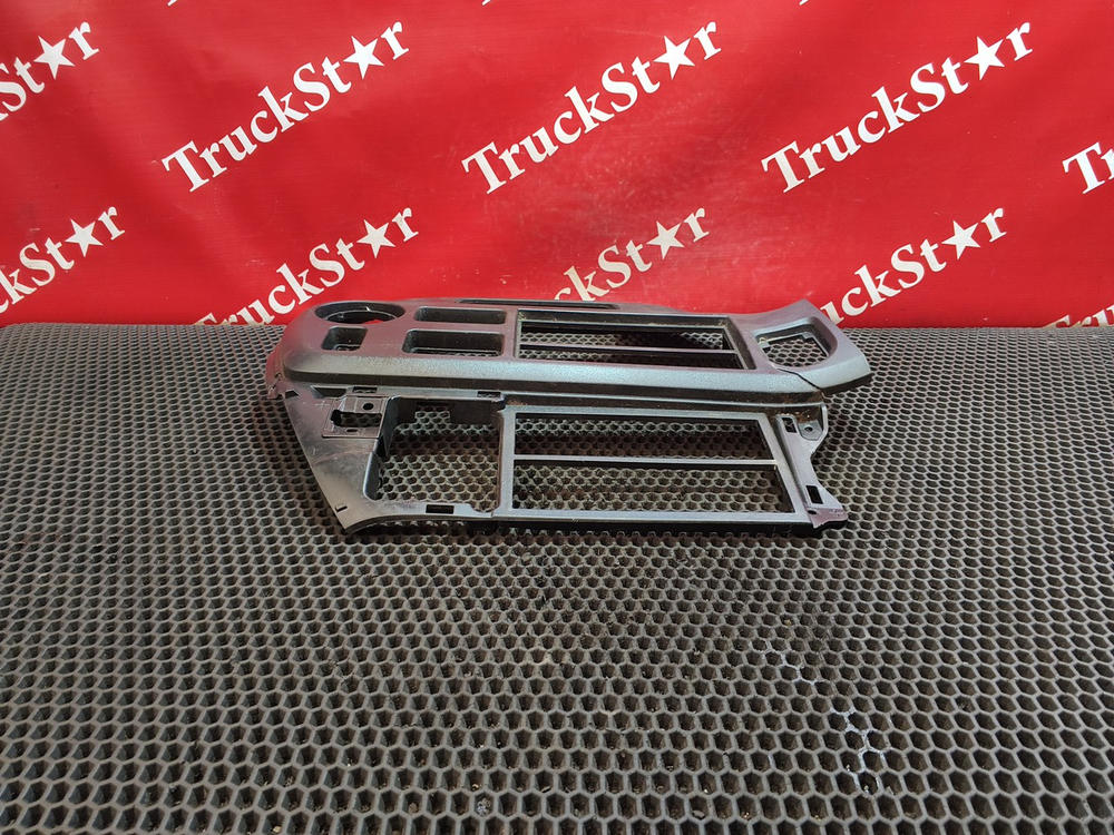 Накладка панели приборов 2020г