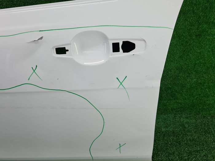 Дверь передняя левая Jaguar XE (2015-н.в.)