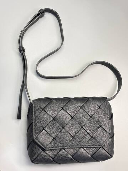 Сумка-мессенджер Bottega Veneta