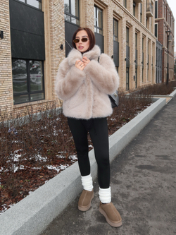 Шуба из эко меха, укороченная