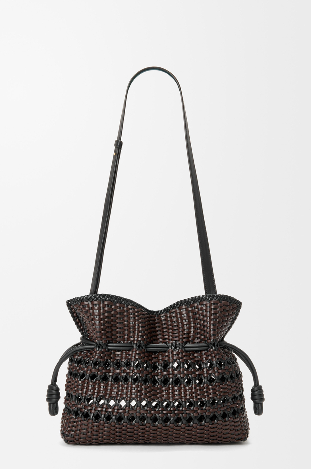 Loewe Сумка-клатч Flamenco среднего размера из плетеной телячьей кожи наппа, черный/коричневый