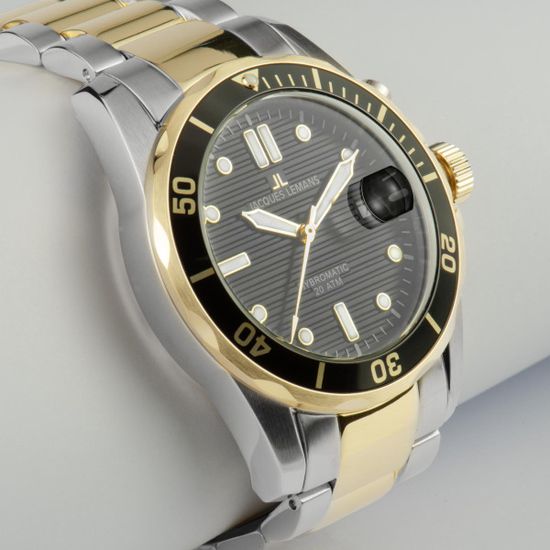 Jacques Lemans 1-2170L front close-up