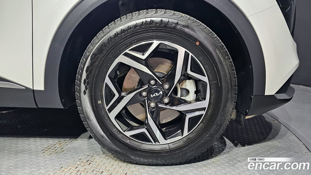 Kia Sportage 5 Generation Дизель 2.0 2WD (08.2021)