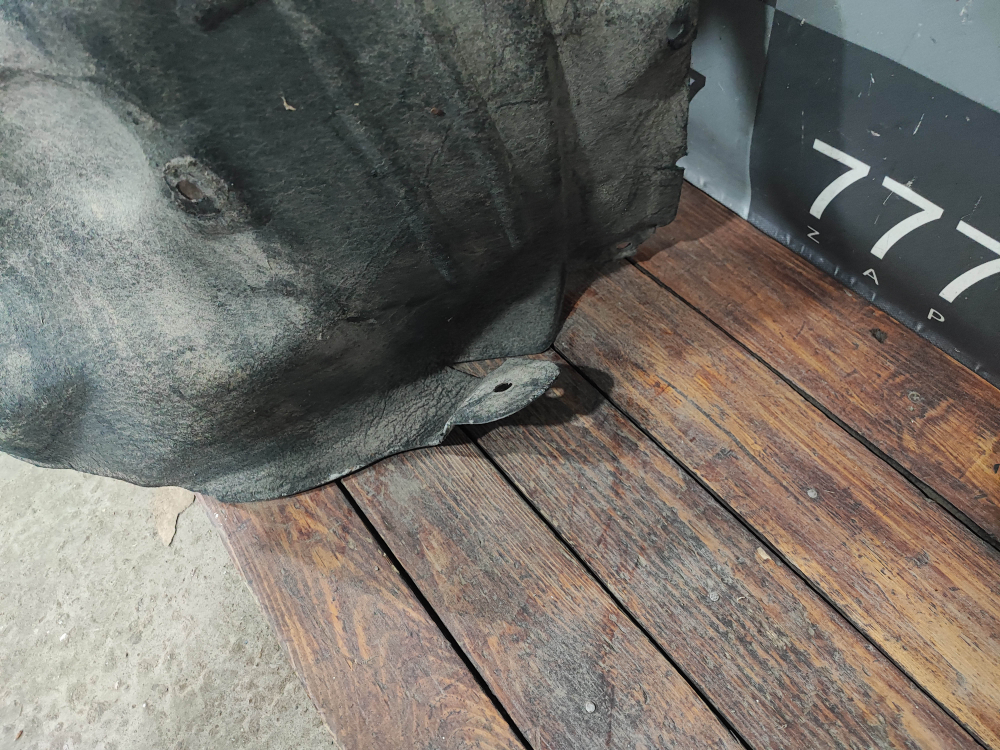 Покрылок передний правый Jetour T2 23-нв Б/У Оригинал F263102020