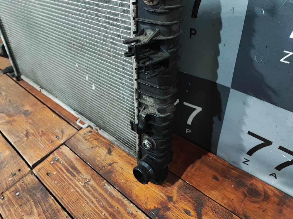 Радиатор основной Mercedes GLE (W166) 15-18 Б/У Оригинал A0995000104