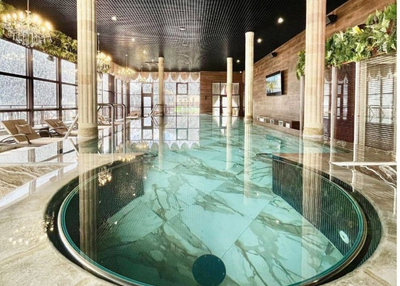 БАССЕЙН НА КРЫШЕ