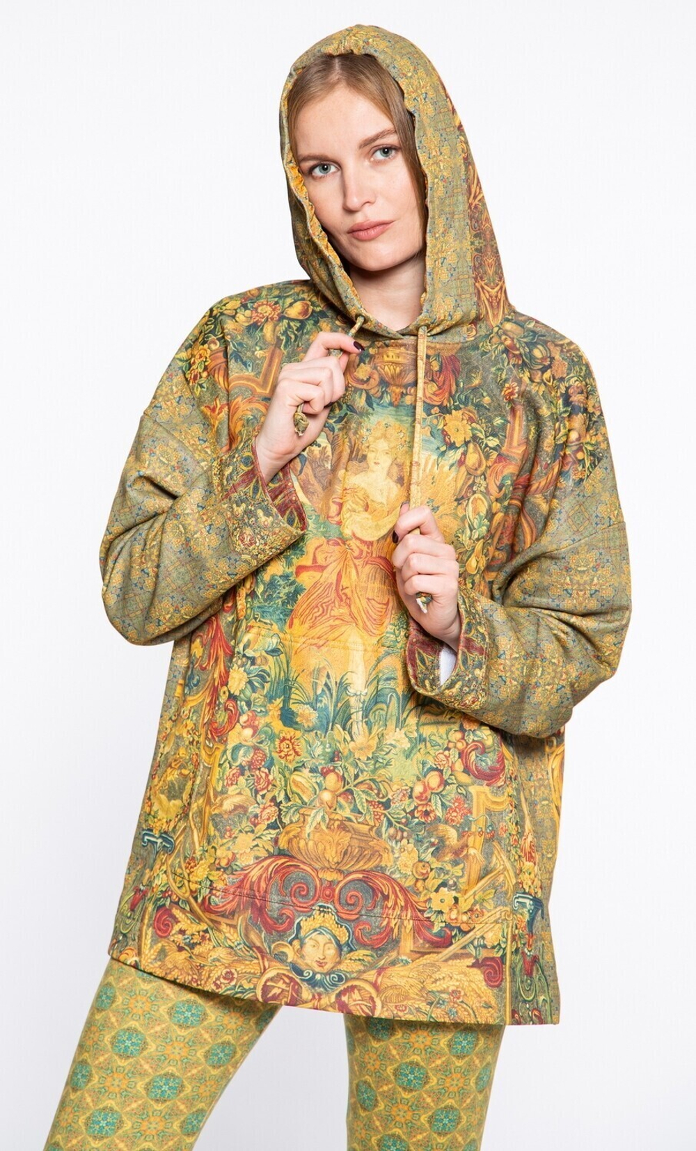 Комплект (худи и леггинсы) "Четыре стихии", по мотивам фламандских гобеленов 17 века "Времена года, четыре стихии"