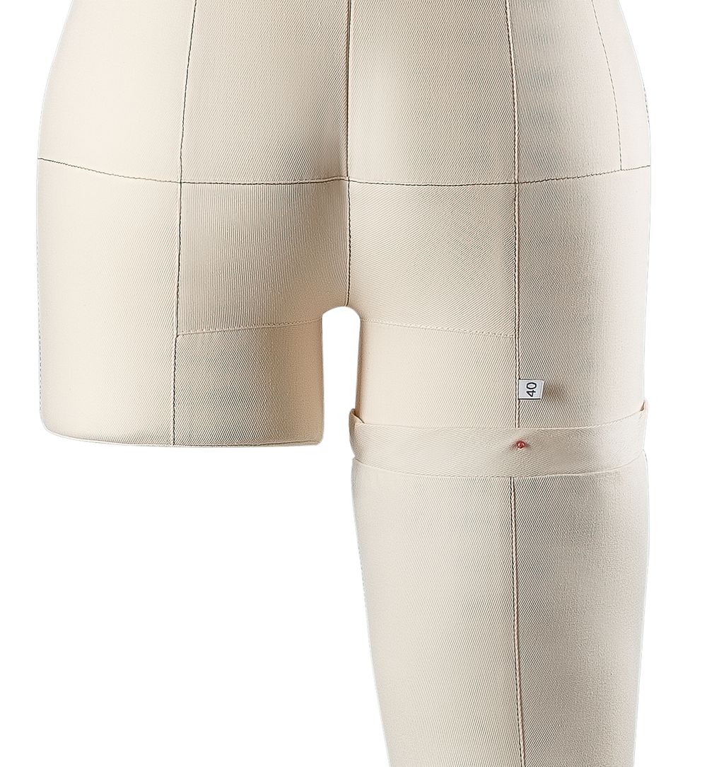 Нога бежевая для манекена Моника, размер 40