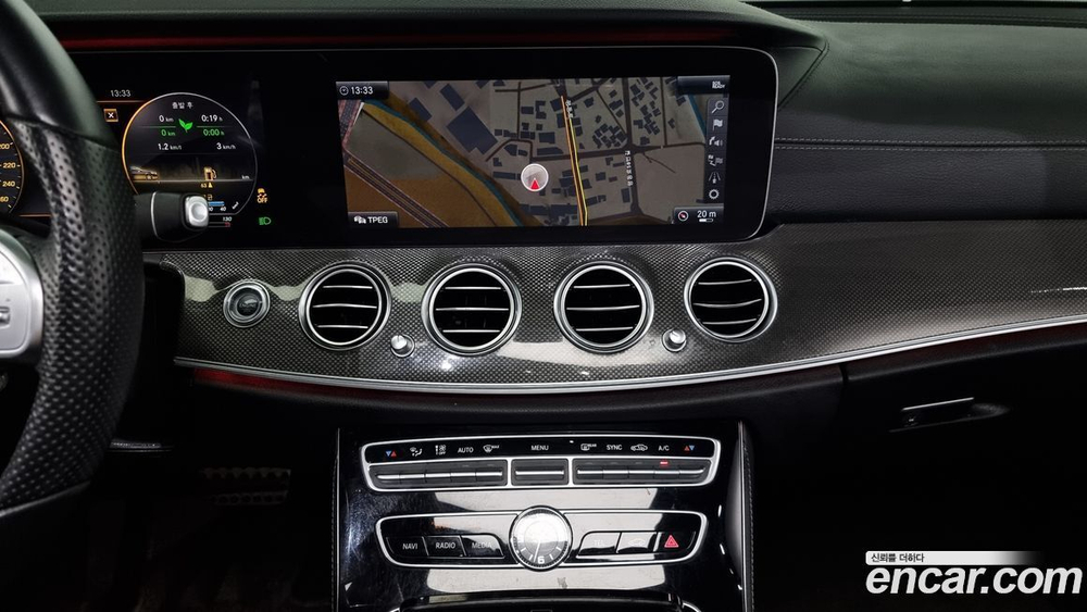 Mercedes-Benz E-Class W213 E350 4MATIC AMG Line (10.2019)