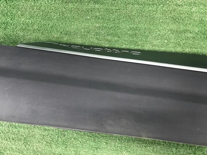 Накладка двери задняя правая Audi Q7 2 (2015-н.в.)