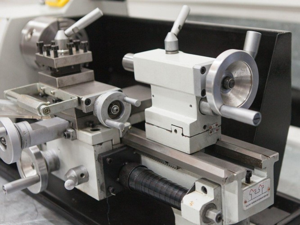 Станок токарный STALEX D180x300C настольный