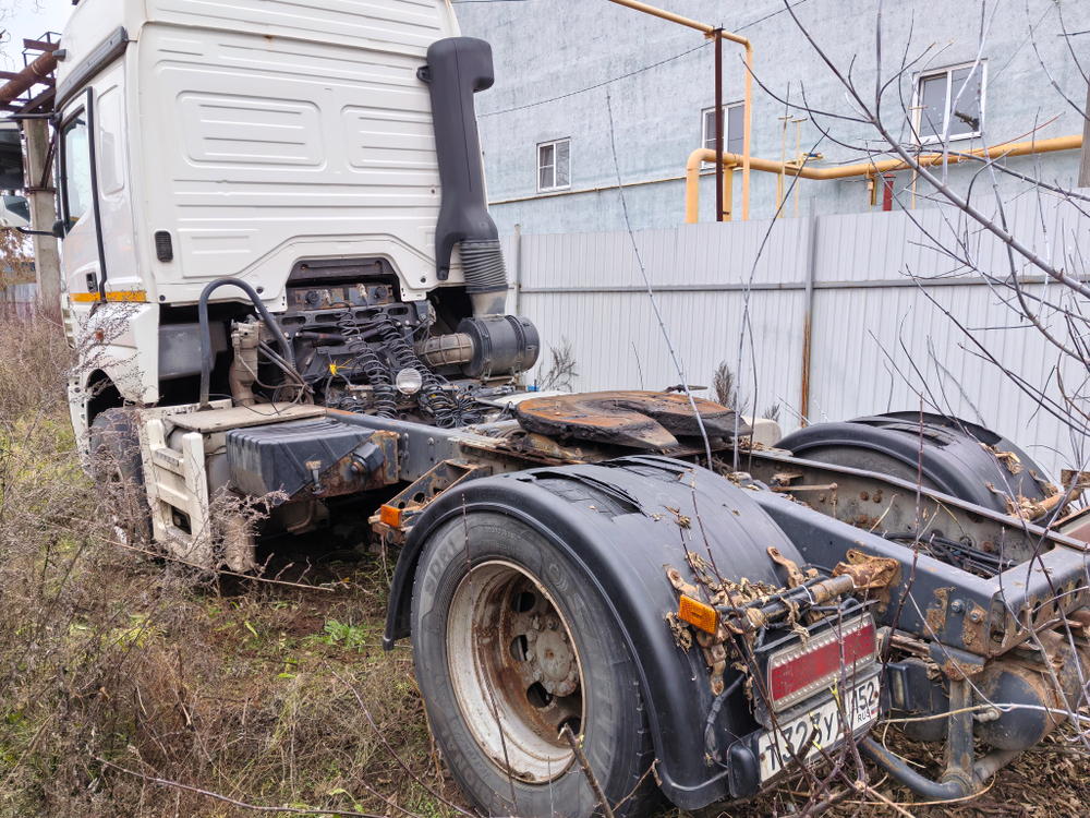 КамАЗ 5490 4x2 Седельный тягач 5490-023-87 (Дизельный, 11,9 л, 401 л.с., АТ)