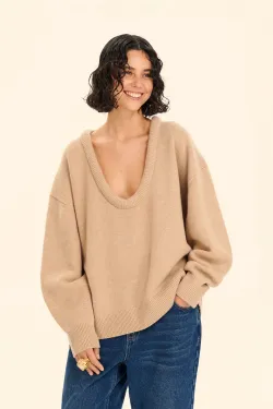 Свитер с вырезом ((Smart and Sexy)), бежевый