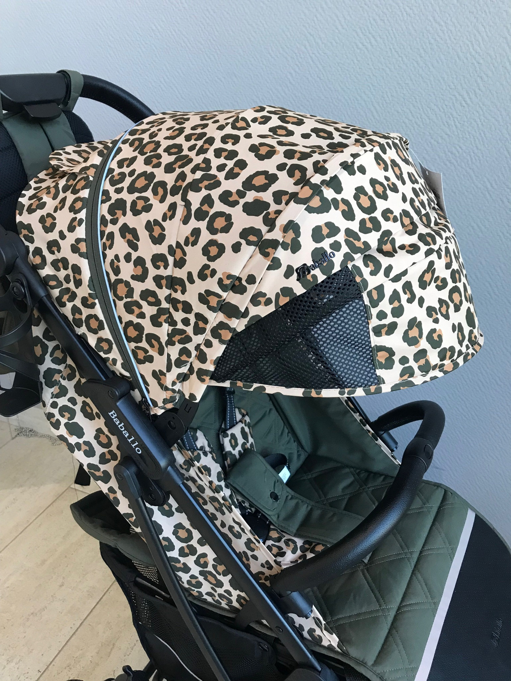 Коляска прогулочная Babalo 2024 Леопардовый текстиль на черной раме
