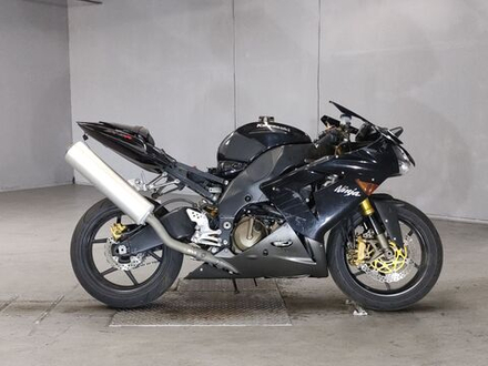 Kawasaki Ninja ZX-10R 043735