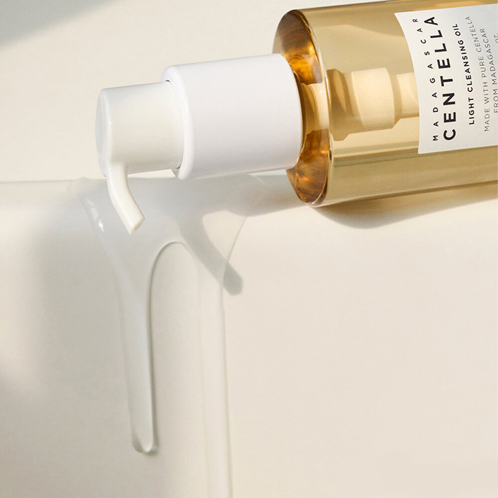 SKIN1004 Успокаивающее гидрофильное масло с центеллой SKIN1004 Madagascar Centella Light Cleansing Oil, 200 мл