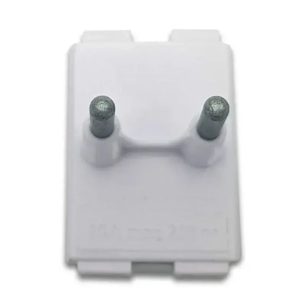 Тройник электрический, 3 розетки 250В 10А, переходник на вилку с плоскими выводами Европа-Азия