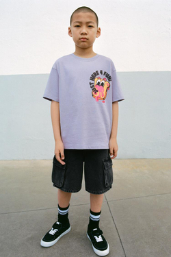 ZARA ФУТБОЛКА С ПРИНТОМ, СИРЕНЕВЫЙ