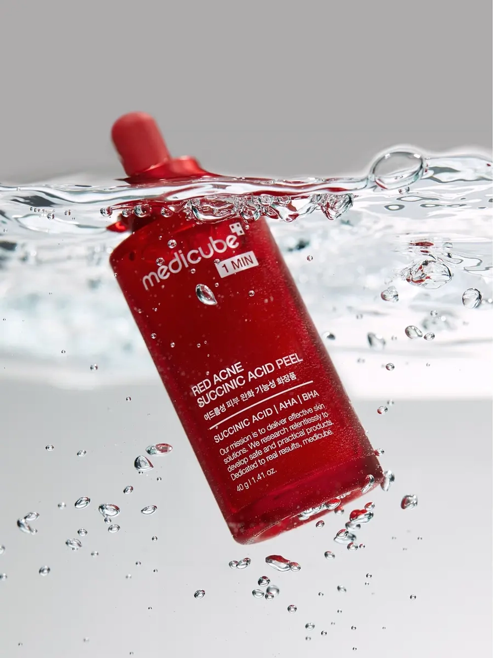 Medicube Сыворотка-пилинг с янтарной кислотой против акне и пигментации Red Acne Succinic Acid Peel 40 гр