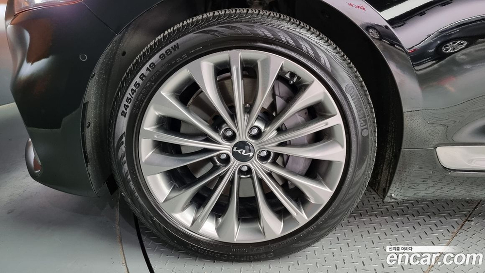 Kia The New K9 (Quoris/K900) 2 Generation 3.8 GDI AWD (08.2021)