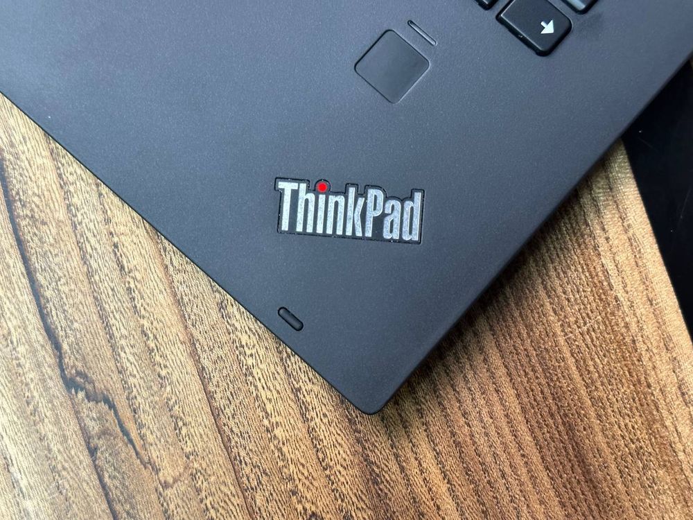 14" Ноутбук Lenovo Thinkpad Yoga X1 Gen 2 (2560x1440, Intel Core i7-7600U, RAM 16ГБ, SSD 512ГБ, Intel HD Graphics 620 , Win 10 Pro)