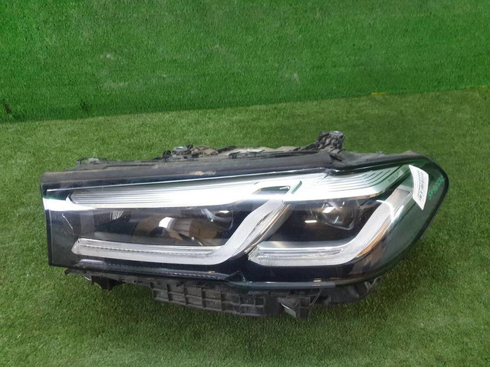 Фара левая BMW 5er G30 (2020-2023) LED