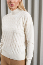 22899 Джемпер женский (молочный)