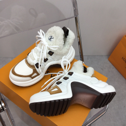 Louis Vuitton Archlight
