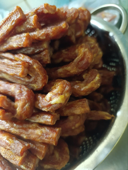 Кнуты из свинины 100гр