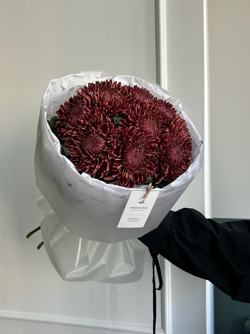 Моно из одноголовой хризантемы бордового оттенка 9 шт