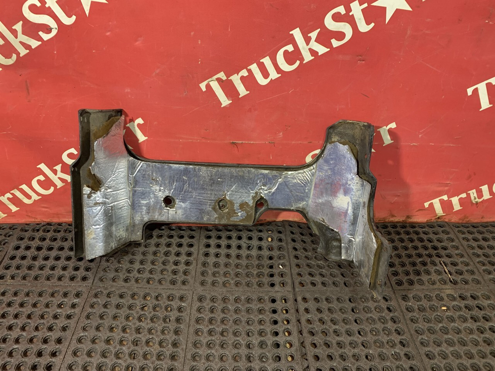 Защита двигателя задняя 2017г