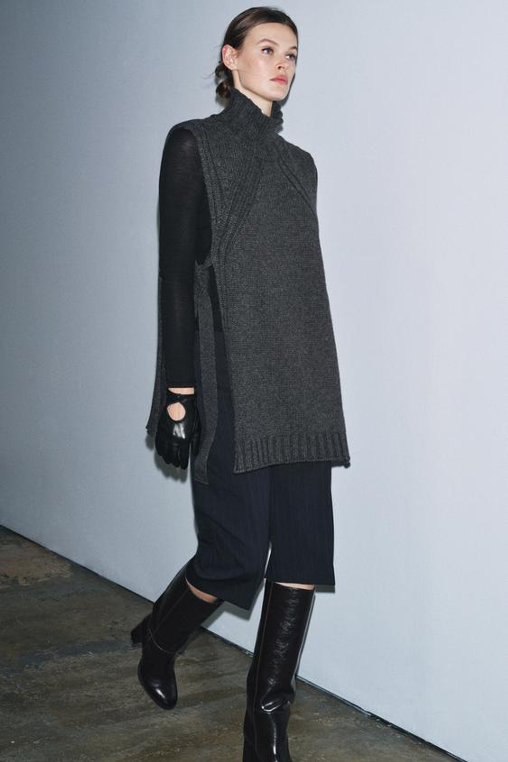 ZARA ЖИЛЕТ ИЗ СМЕСОВОЙ ШЕРСТИ С РАЗРЕЗАМИ, СЕРЫЙ МЕЛАНЖ