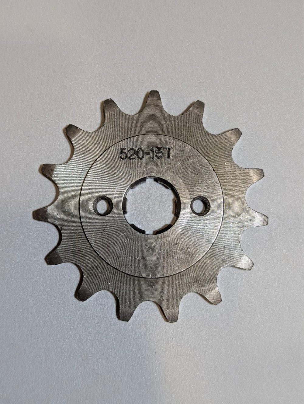 Звезда ведущая передняя для мотоцикла, эндуро, квадроцикла (520-15Т) 20мм сталь