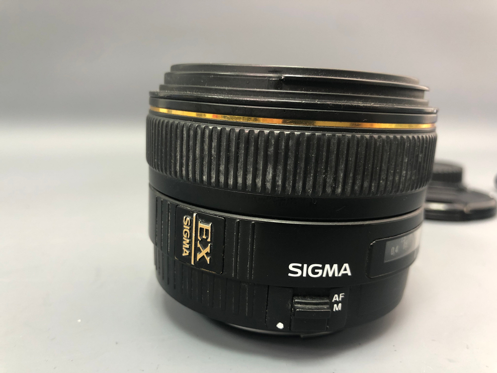 Sigma 30mm 1.4 Canon