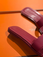 Шлепанцы Hermes
