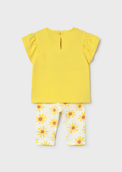 футболка с леггинсами