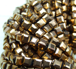 БВЛ003НН4 Хрустальные бусины квадратные, коричневое золото металлик, размер 4 мм, кол-во: 44-45 шт.